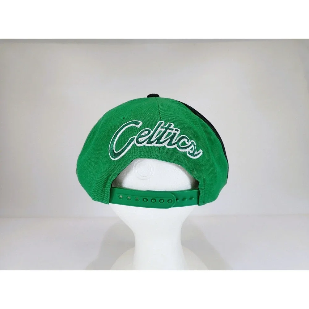 Mitchell & Ness Boston Celtics Snapback Hat Split Green Black Lucky Leprechaun‎